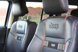2011款Jeep自由客70周年纪念版