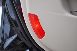 2011款北京现代新悦动