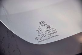 2011款北京现代新悦动