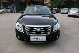 2011款奔腾B70实拍