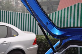 2011款标致207两厢