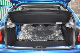 2011款标致207两厢