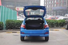 2011款标致207两厢