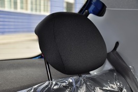 2011款标致207两厢