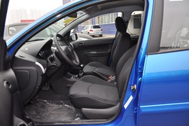 2011款标致207两厢