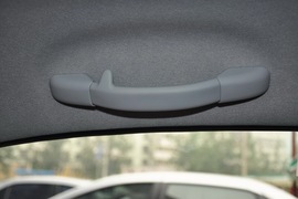 2011款标致207两厢