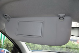 2011款标致207两厢