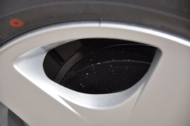 2011款标致207两厢