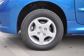 2011款标致207两厢