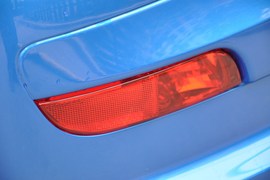 2011款标致207两厢