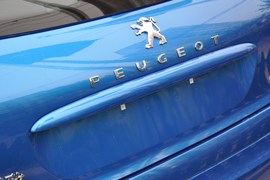 2011款标致207两厢