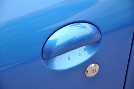 2011款标致207两厢