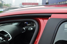 2011款标致207三厢