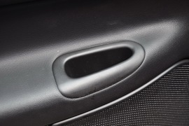 2011款标致207三厢