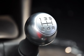 2011款标致207三厢