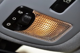 2011款标致207三厢