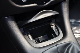 2011款标致207三厢