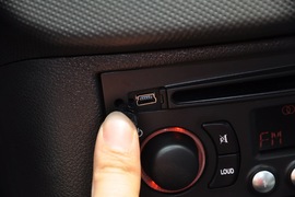 2011款标致207三厢