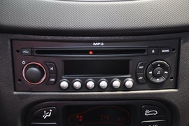 2011款标致207三厢