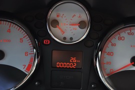 2011款标致207三厢