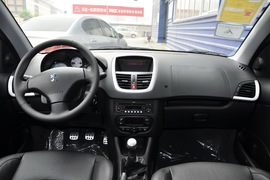 2011款标致207三厢