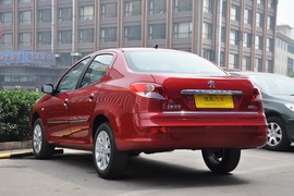 2011款标致207三厢