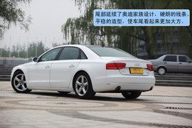 2011款奥迪A8L