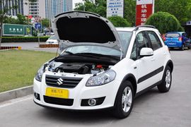 2011款长安铃木天语SX4