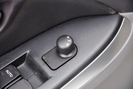 2011款长安铃木天语SX4