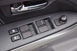 2011款长安铃木天语SX4