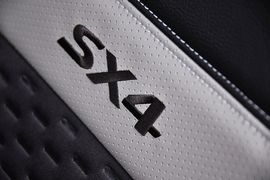2011款长安铃木天语SX4