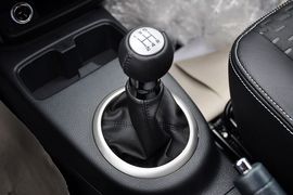 2011款长安铃木天语SX4