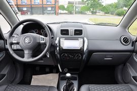 2011款长安铃木天语SX4