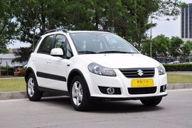 2011款长安铃木天语SX4
