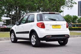 2011款长安铃木天语SX4