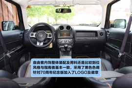 2011款Jeep自由客70周年纪念版