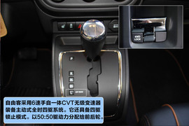 2011款Jeep自由客70周年纪念版