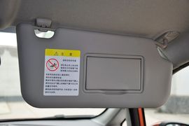 2011款长安福特嘉年华两厢