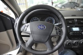 2011款奔腾B50AT天窗版到店实拍