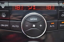 2011款东风日产全新骐达1.6L