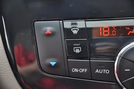2011款东风日产全新骐达1.6L