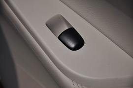 2011款东风日产全新骐达1.6L