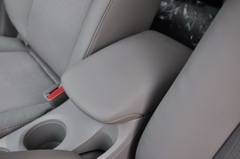 2011款东风日产全新骐达1.6L