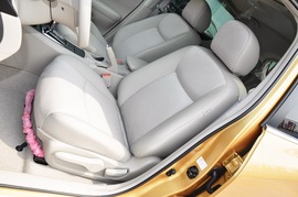 2011款东风日产全新骐达1.6L