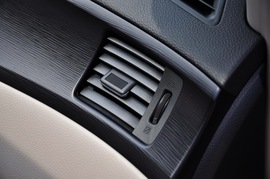 2011款东风日产全新骐达1.6L
