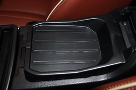 2011款沃尔沃XC90