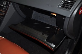 2011款沃尔沃XC90
