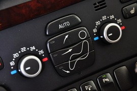 2011款沃尔沃XC90