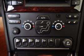 2011款沃尔沃XC90