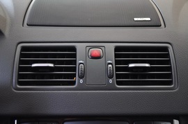 2011款沃尔沃XC90